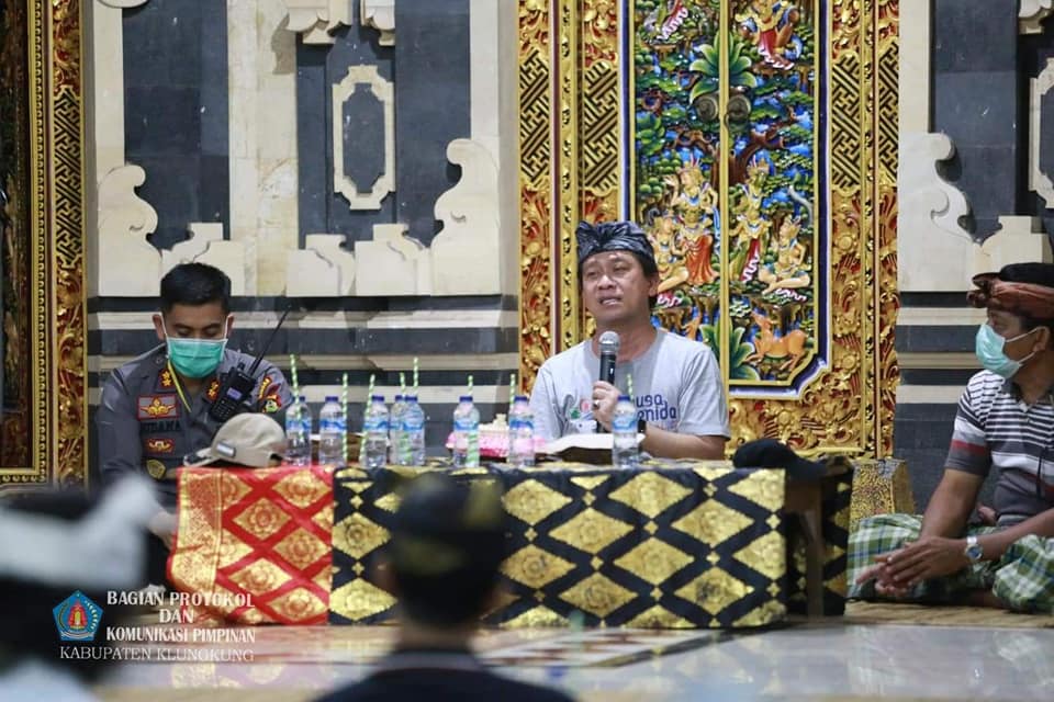 Bupati_Suwirta_Temui_Tokoh_Masyarakat_Lepang.jpg