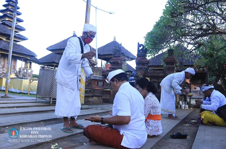 Mei_7_2020_Sembahyang.jpg