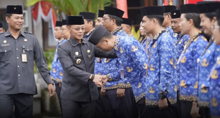 Bupati Klungkung memimpin Upacara Peringatan Hari Otonomi Daerah ke-XXX Screenshot_2026-04-28_103419.png