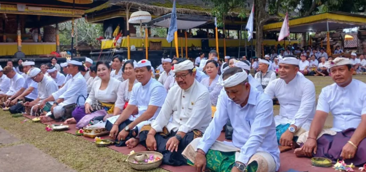 Pemerintah Kabupaten Klungkung melaksanakan Bhakti Penganyar di Pura Mandara Giri Semeru Agung, Kabupaten Lumajang, Jawa Timur Screenshot_2026-07-13_093827.png
