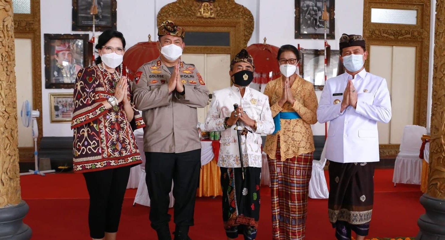Kunjungan Mantan Kapolda Bali Irjen Pol Petrus Reinhard Golose di Pendopo Puri Klungkung