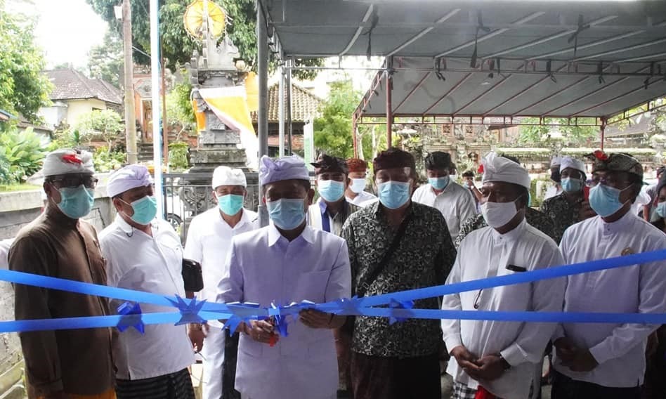 Resmikan LPD Desa Nyalian