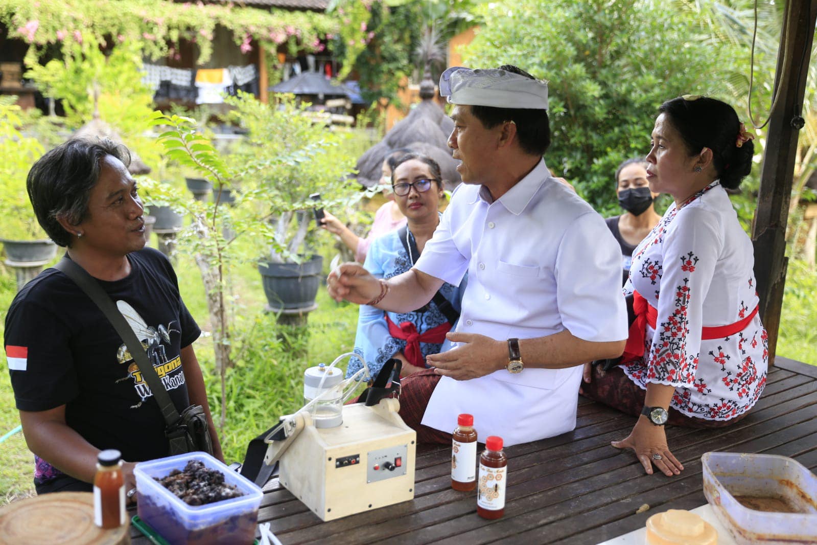 Komang Teja Kembangkan Ternak Madu Kele-kele dari Kalimantan dan Sumatera