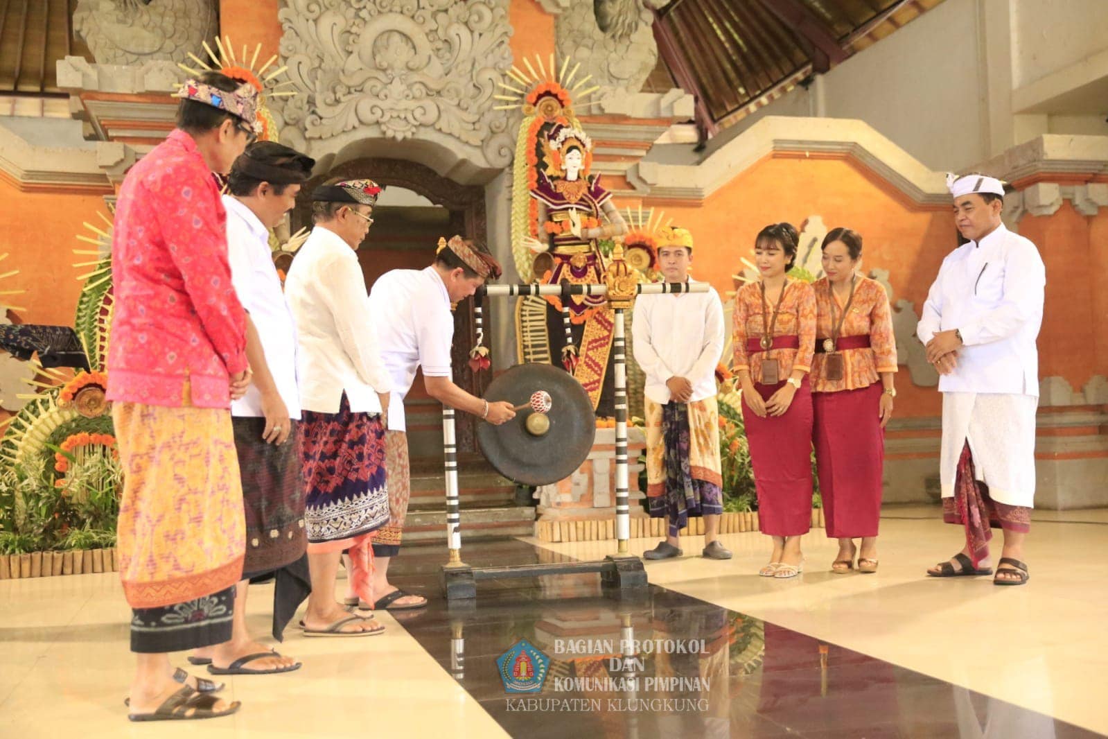 Bupati Suwirta Buka Lomba Tari Bali BPR Balaguna Perasta