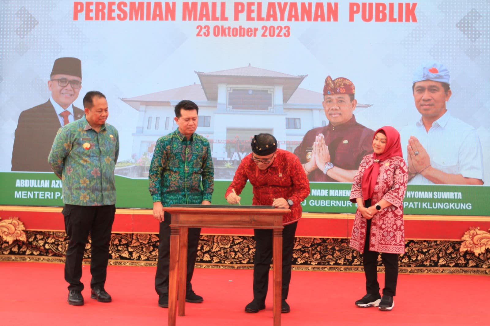 Menteri PAN-RB Resmikan Mal Pelayanan Publik Klungkung