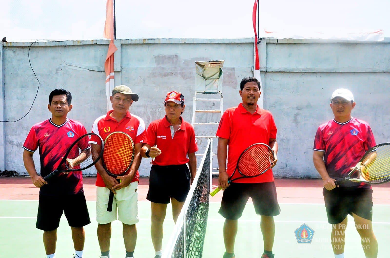 Plt. Bupati I Made Kasta Buka Turnamen Tenis Lapangan