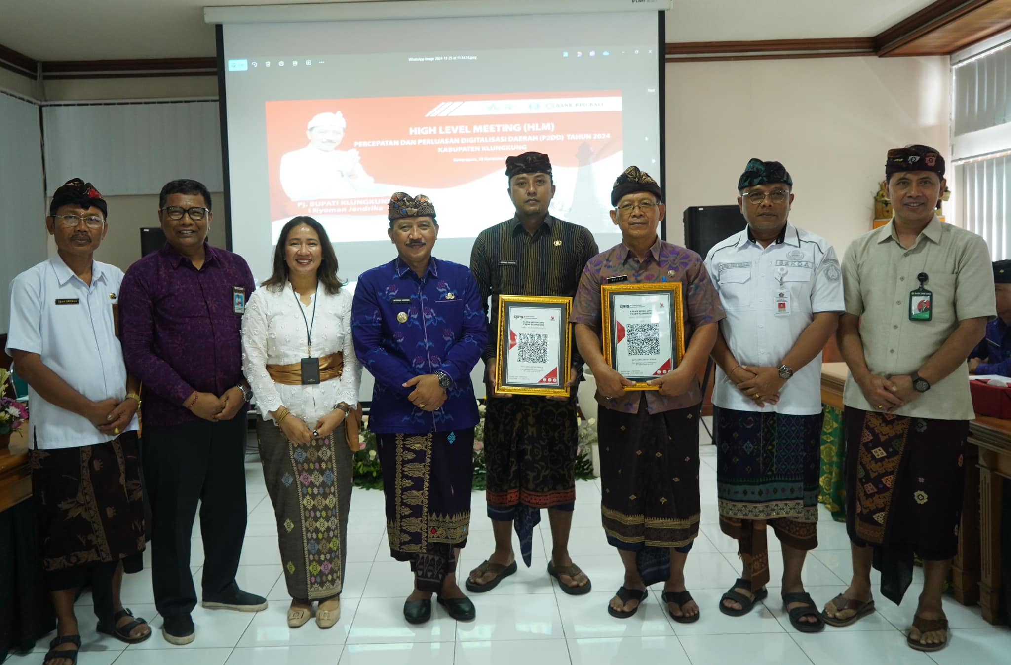 High Level Meeting (HLM) Evaluasi Tim Percepatan dan Perluasan Digitalisasi Daerah