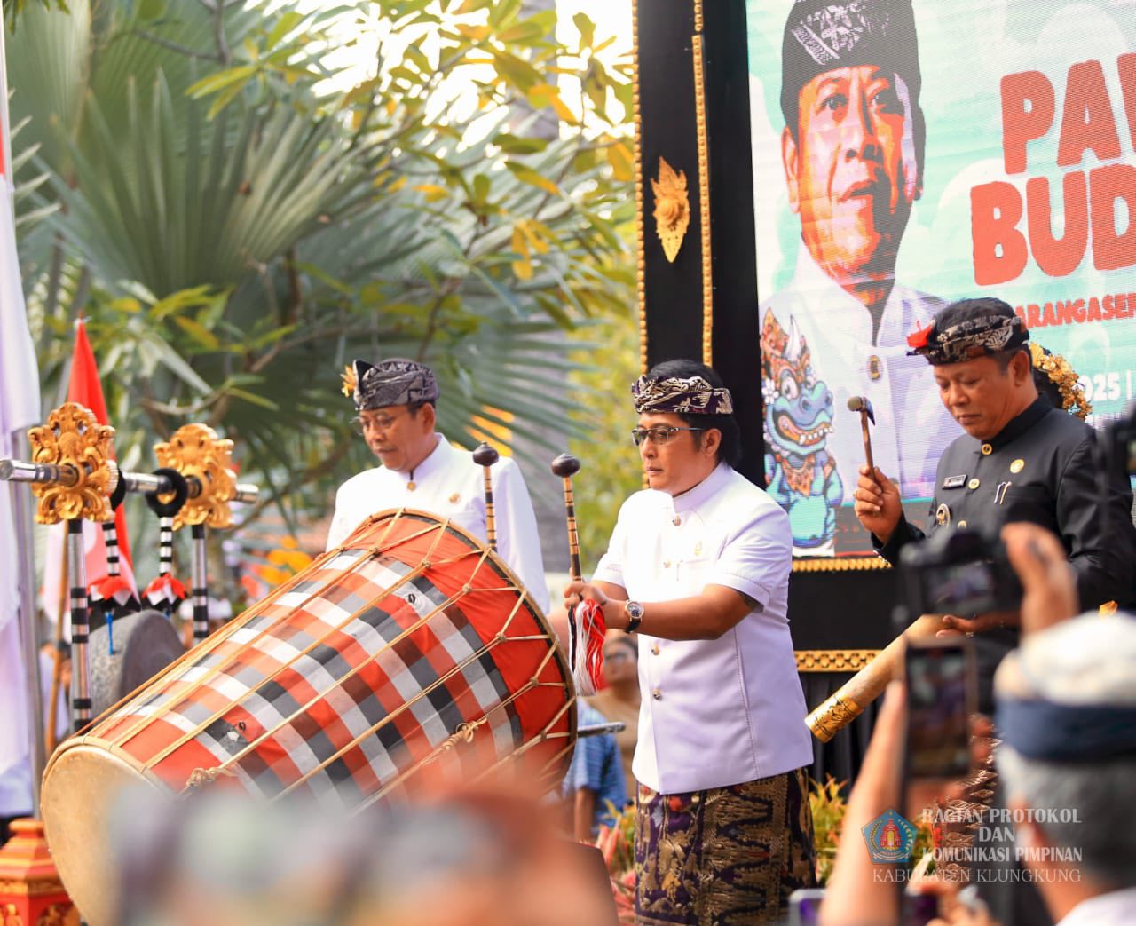 Bupati Satria Hadiri Karangasem Festival Tahun 2025