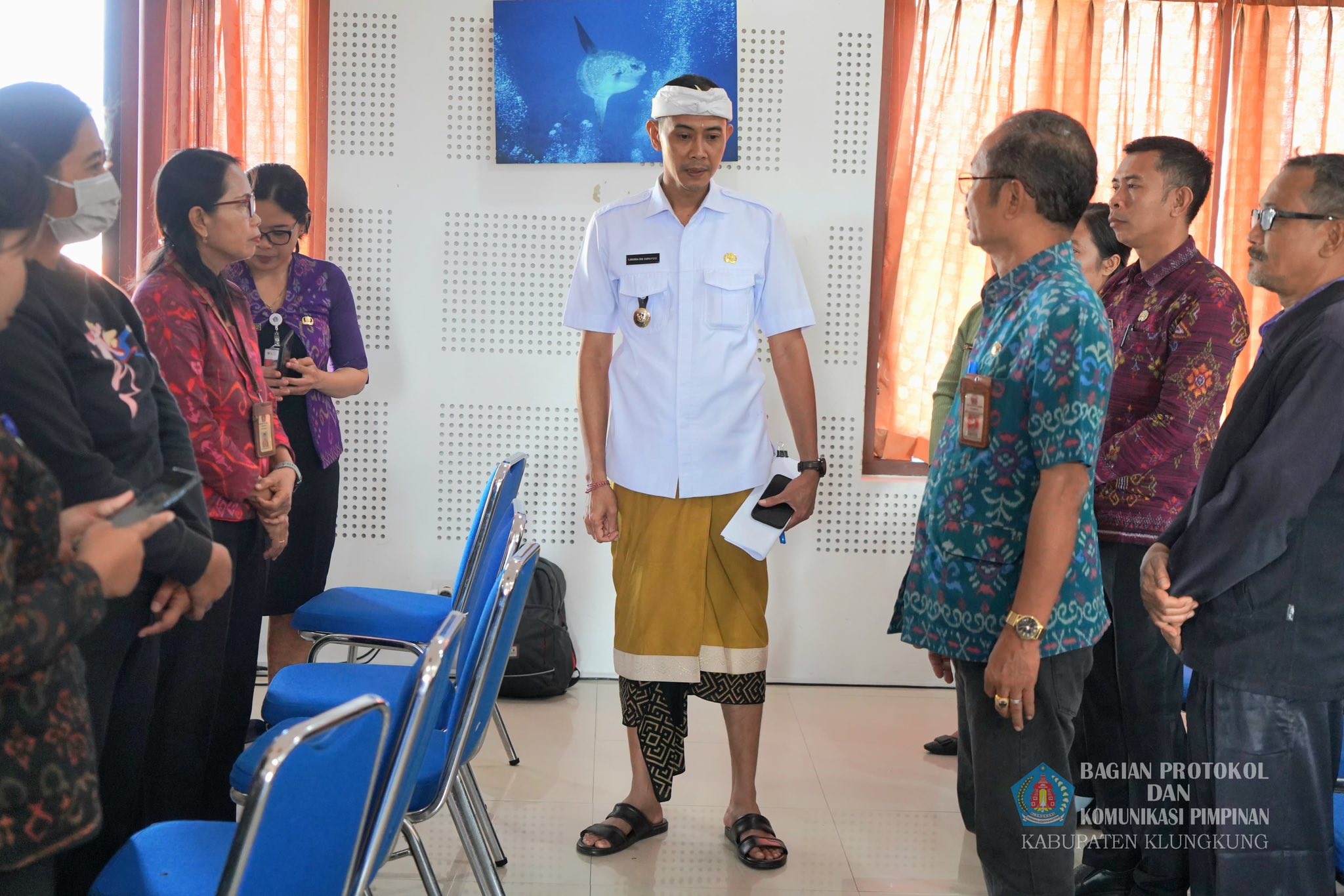 Wabup Tjok Surya Evaluasi Realisasi Pendapatan Pajak Daerah 
