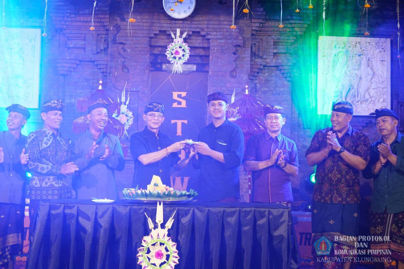 Bupati Satria Ajak Yowana Tingkatkan Peran Dalam Pelestarian Adat Budaya