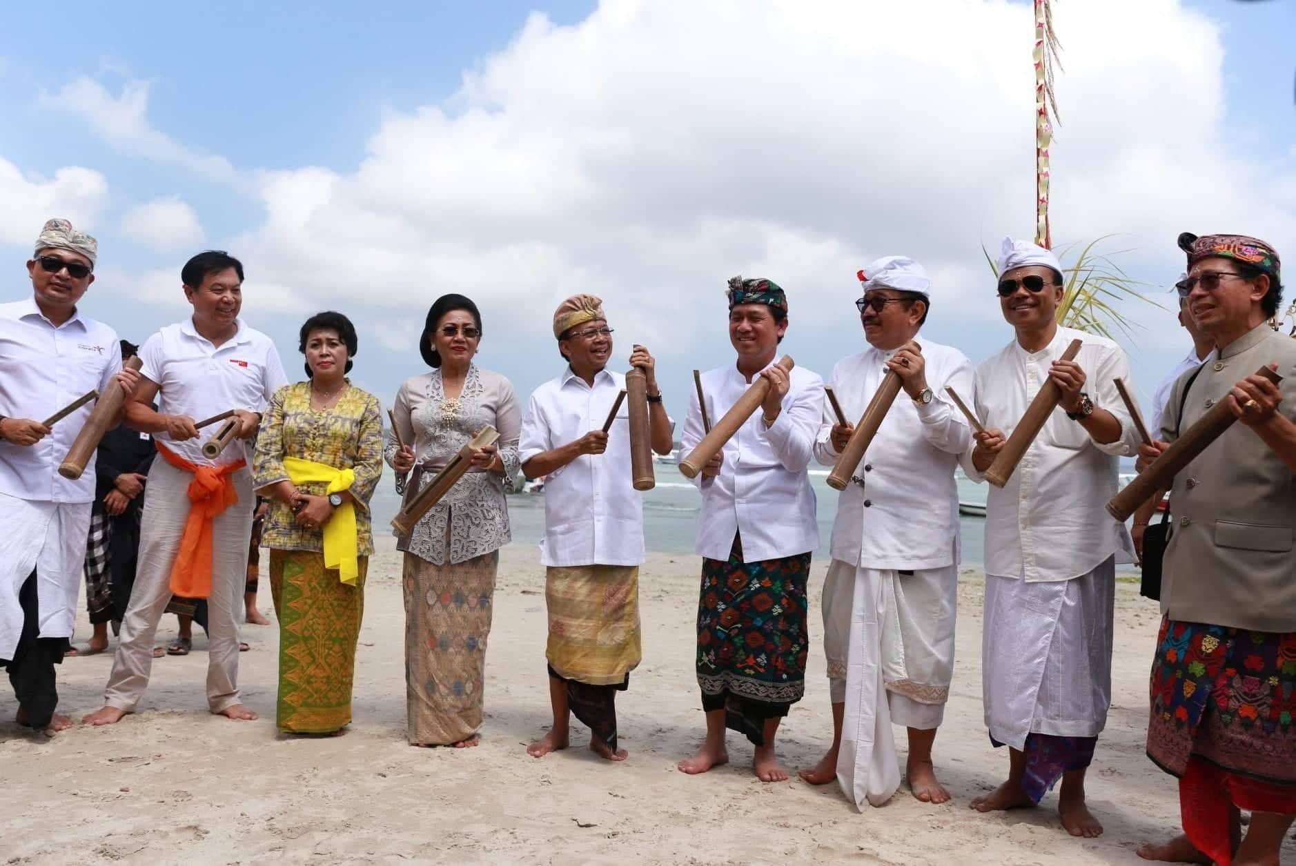 Upacara Pakelem dan Rejang Renteng 1000 Penari Tandai Pembukaan NPF 2019