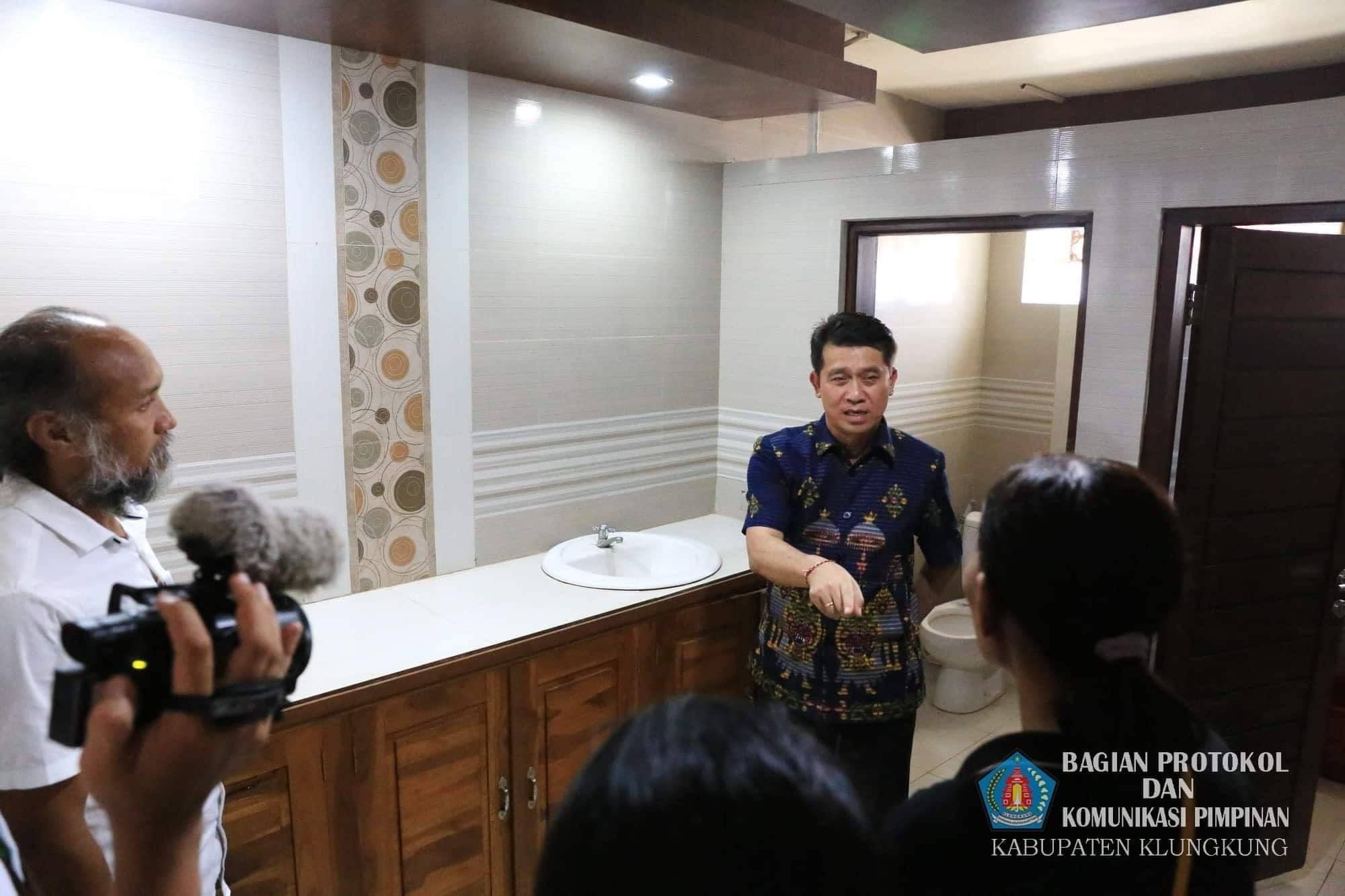 Bupati Geram, Fasilitas Toilet Balai Budaya Dicuri Orang