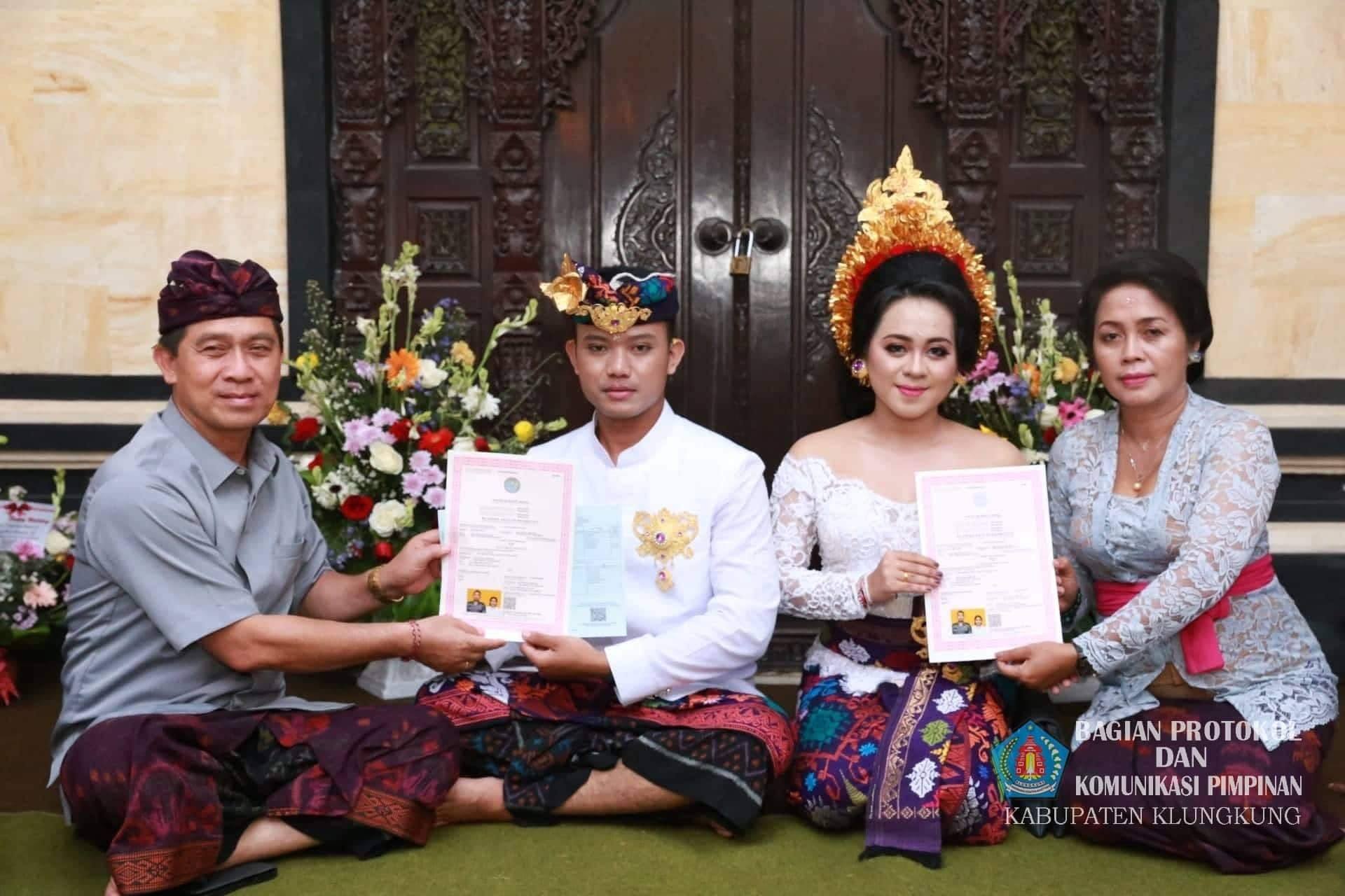 Bupati Suwirta Mantu