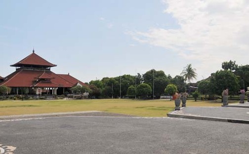 Lapangan Puputan